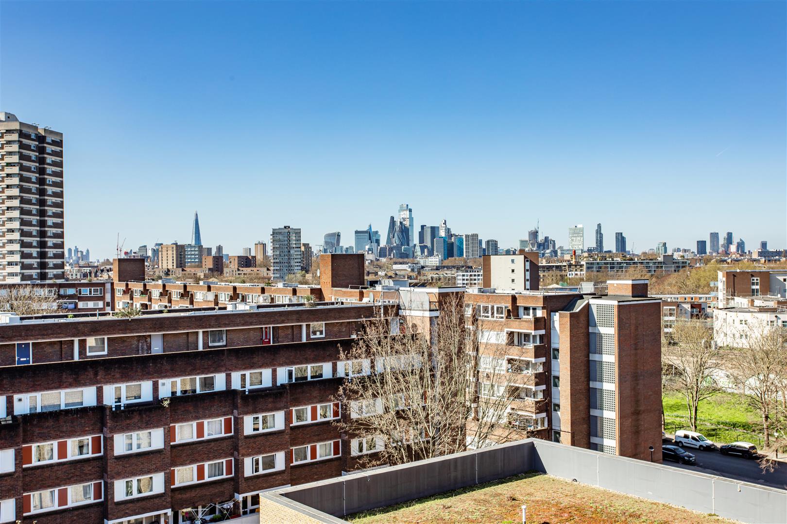 Geoff Cade Way, Mile End